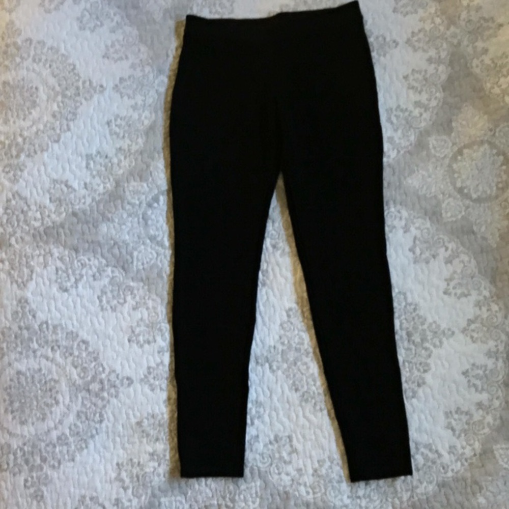 MAX STUDIO Ponte Leggings